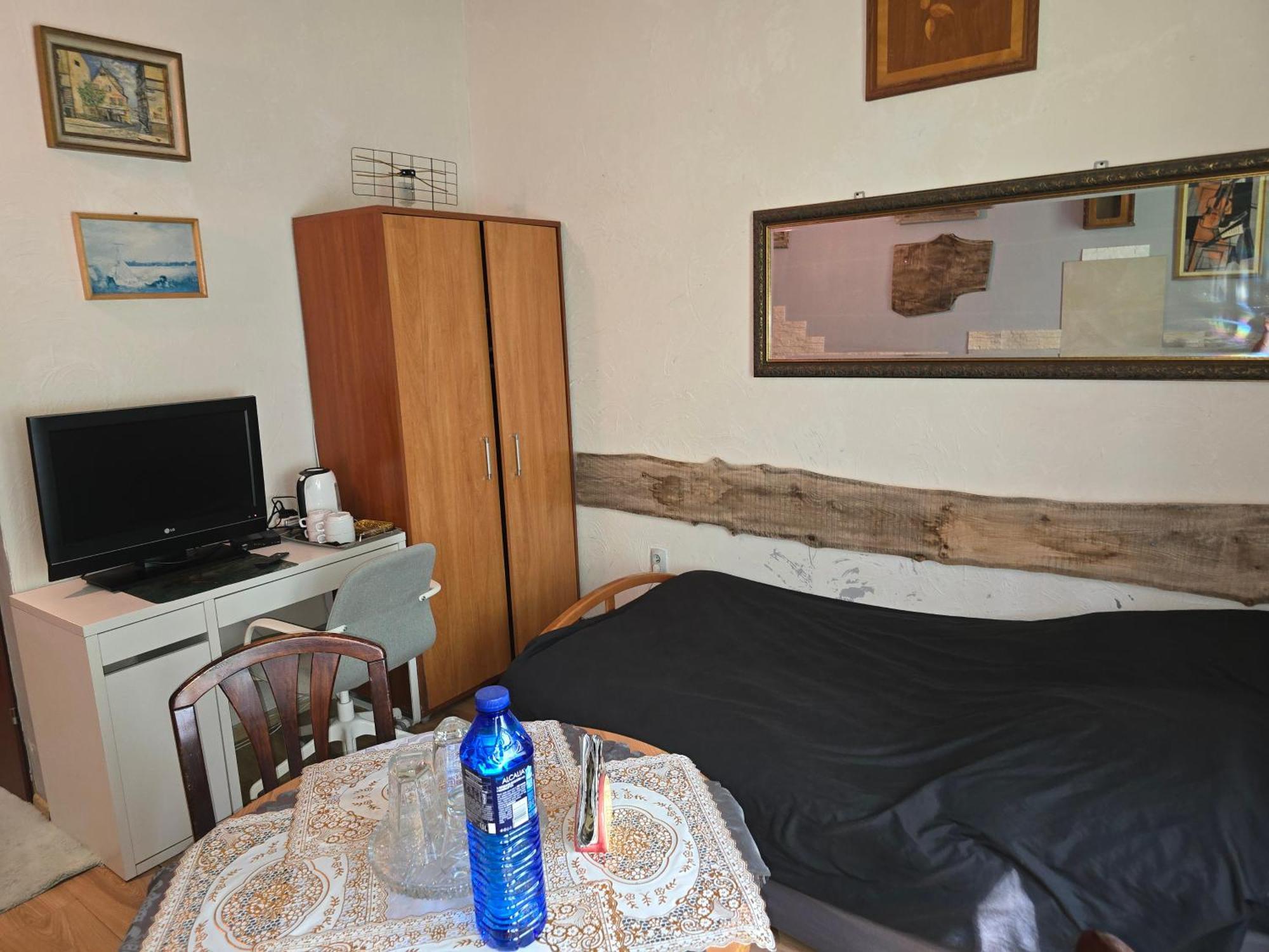 Hostel Apollo 希隆斯克地区宗布科维采 外观 照片