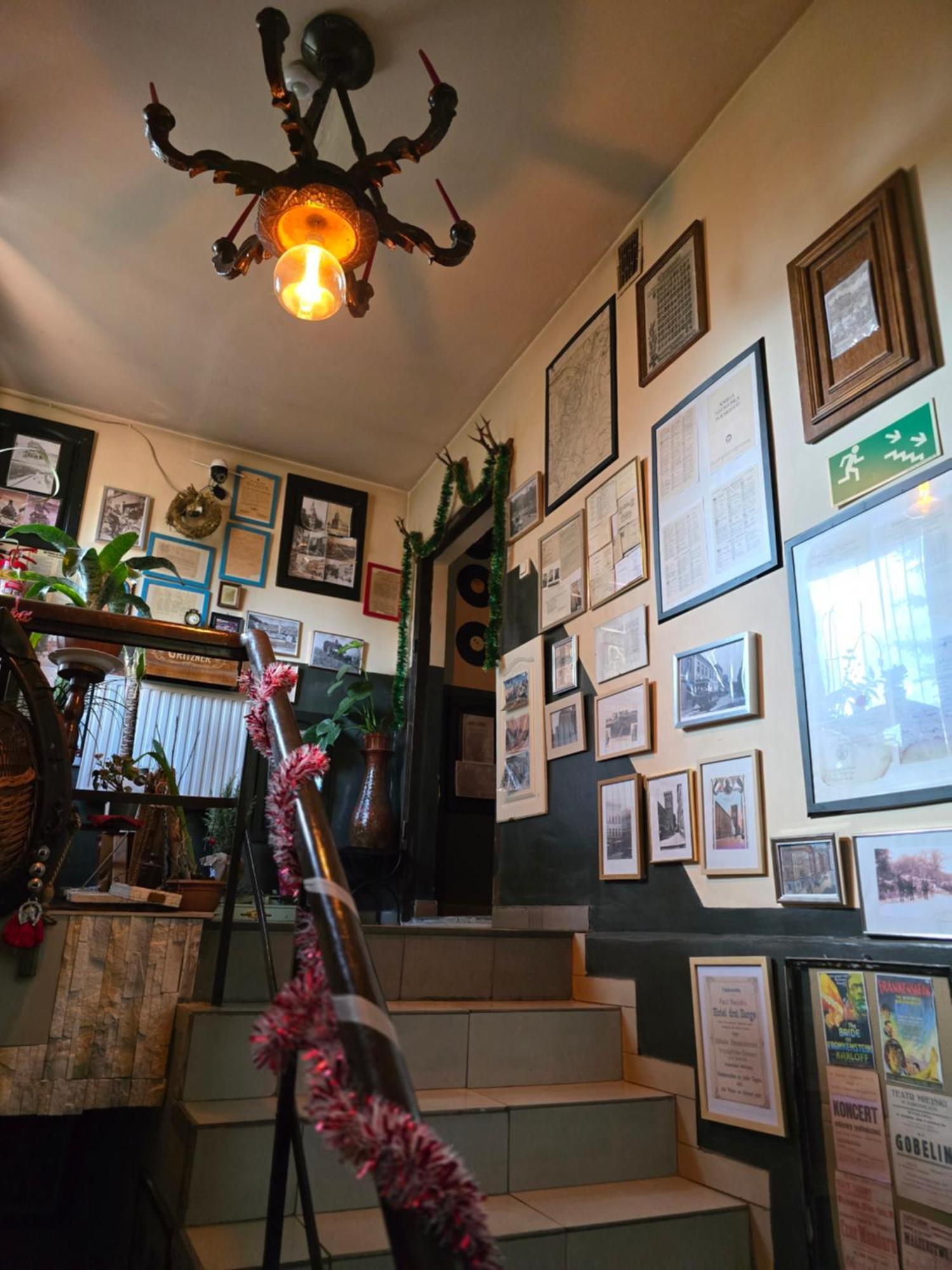 Hostel Apollo 希隆斯克地区宗布科维采 外观 照片