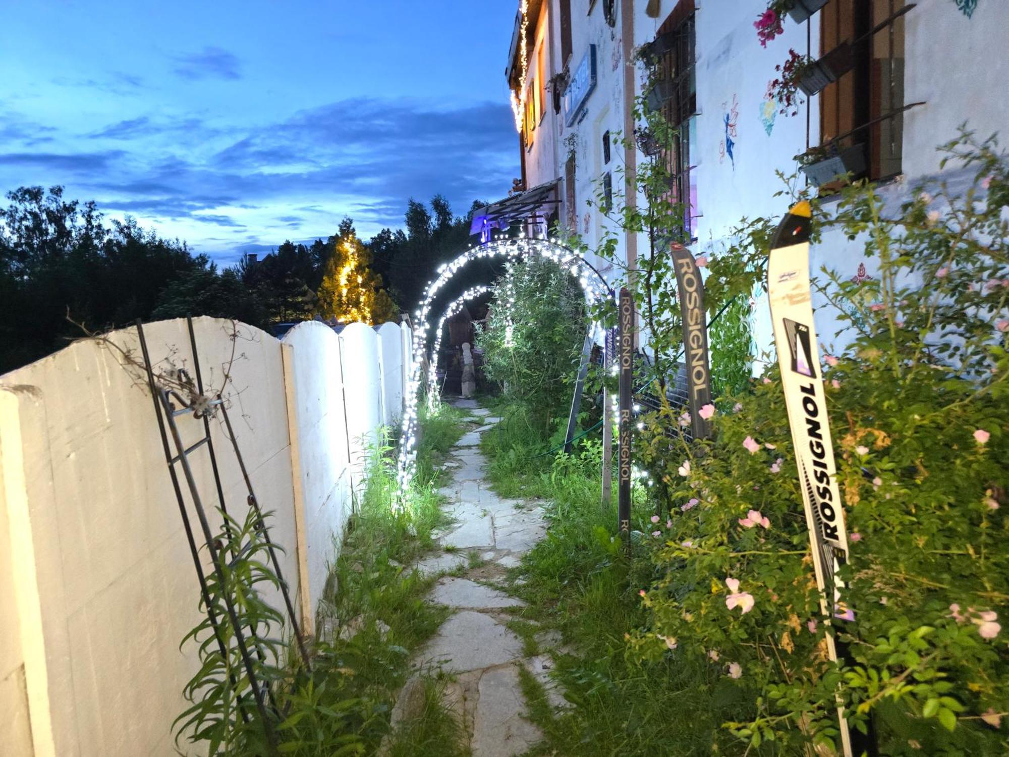 Hostel Apollo 希隆斯克地区宗布科维采 外观 照片