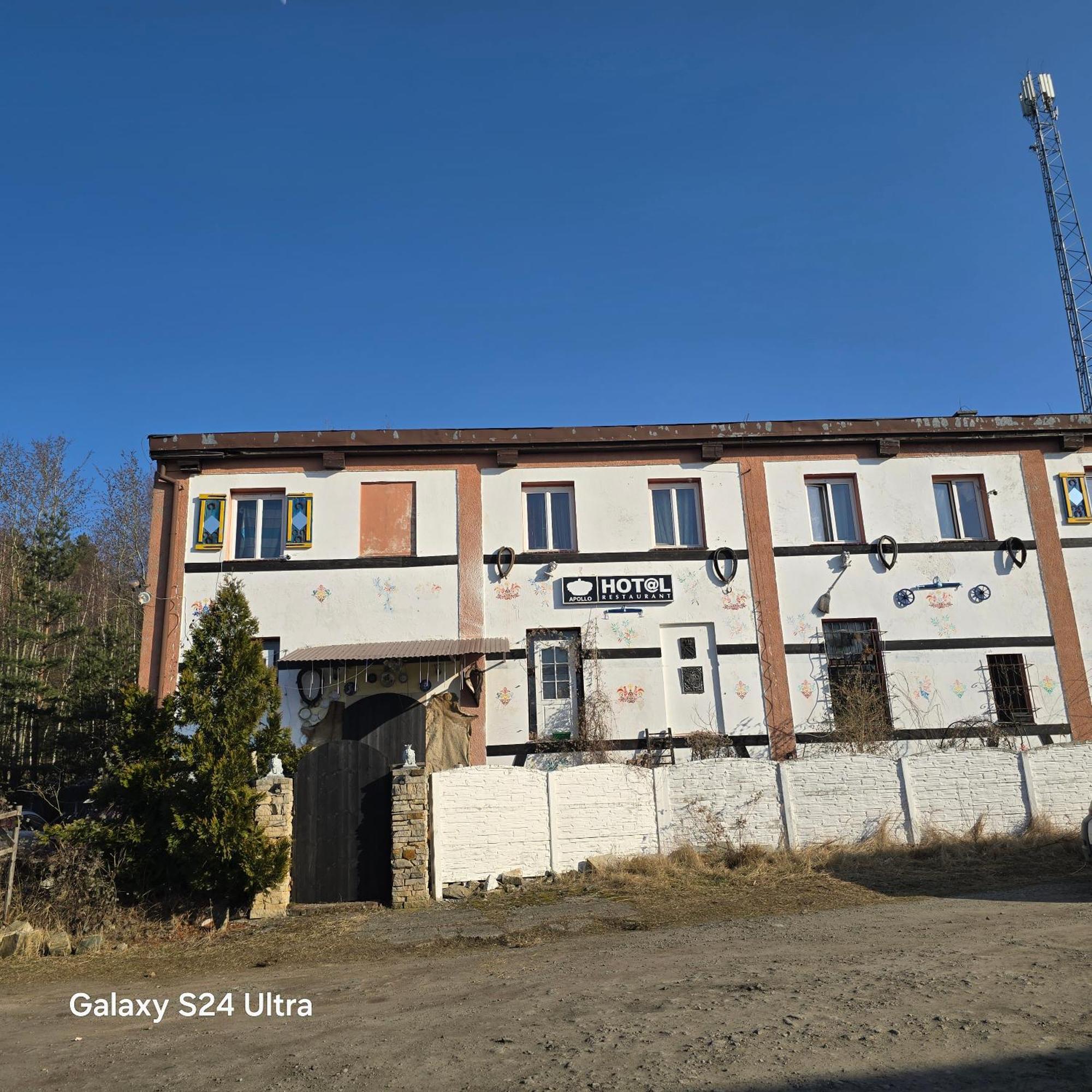 Hostel Apollo 希隆斯克地区宗布科维采 外观 照片